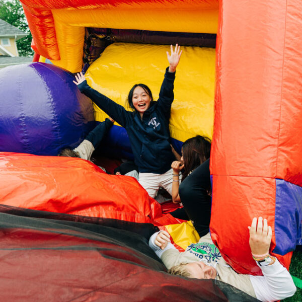 lindseytopham-0175-willy-gras-640sq